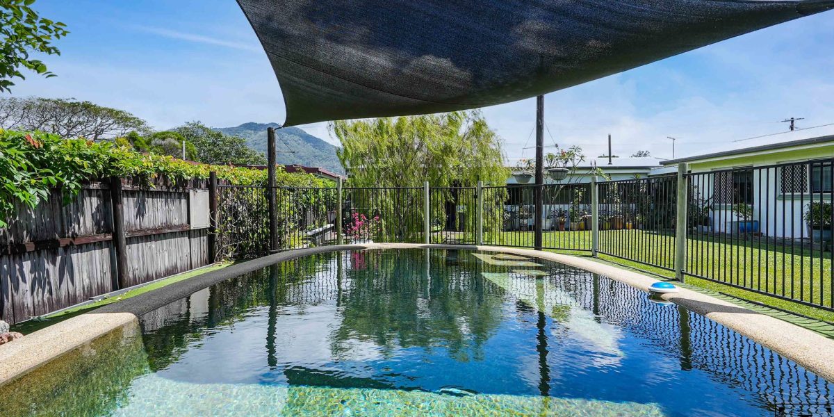 128-130 McCormack Street, Manunda, QLD 4870 AUS