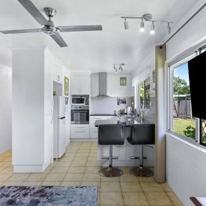 128-130 McCormack Street, Manunda, QLD 4870 AUS