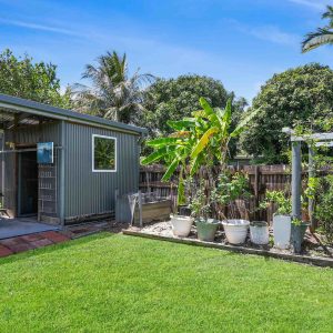 128-130 McCormack Street, Manunda, QLD 4870 AUS