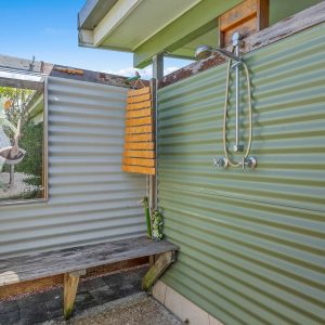 128-130 McCormack Street, Manunda, QLD 4870 AUS