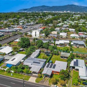 128-130 McCormack Street, Manunda, QLD 4870 AUS