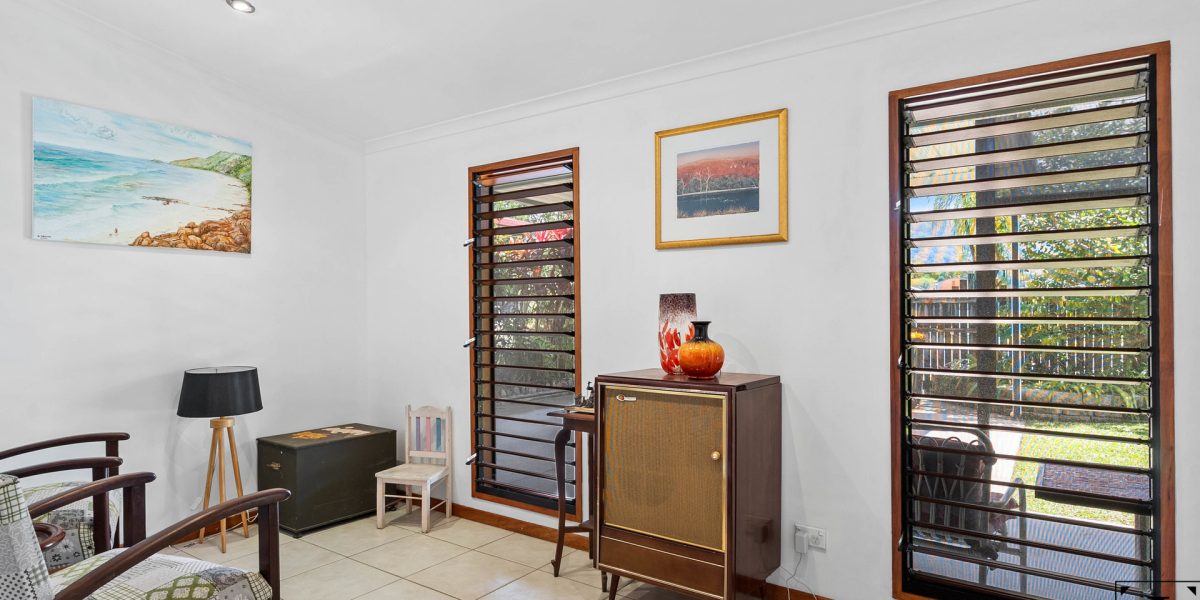 128-130 McCormack Street, Manunda, QLD 4870 AUS