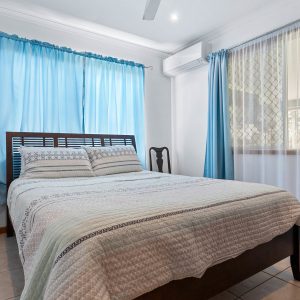 128-130 McCormack Street, Manunda, QLD 4870 AUS