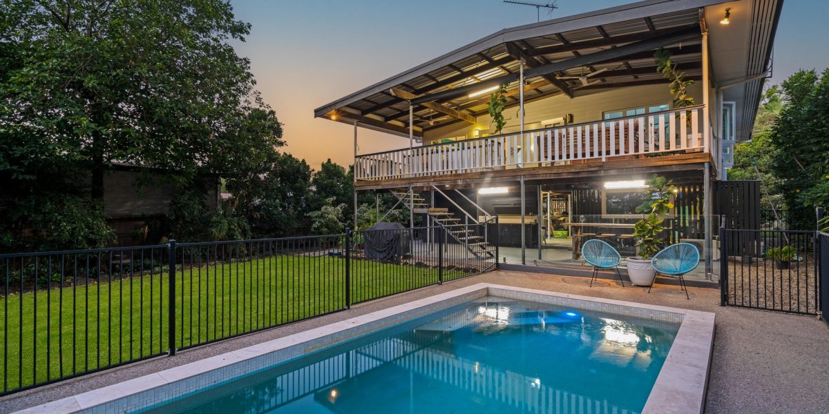 20 Mason Street, Stratford, QLD 4870 AUS