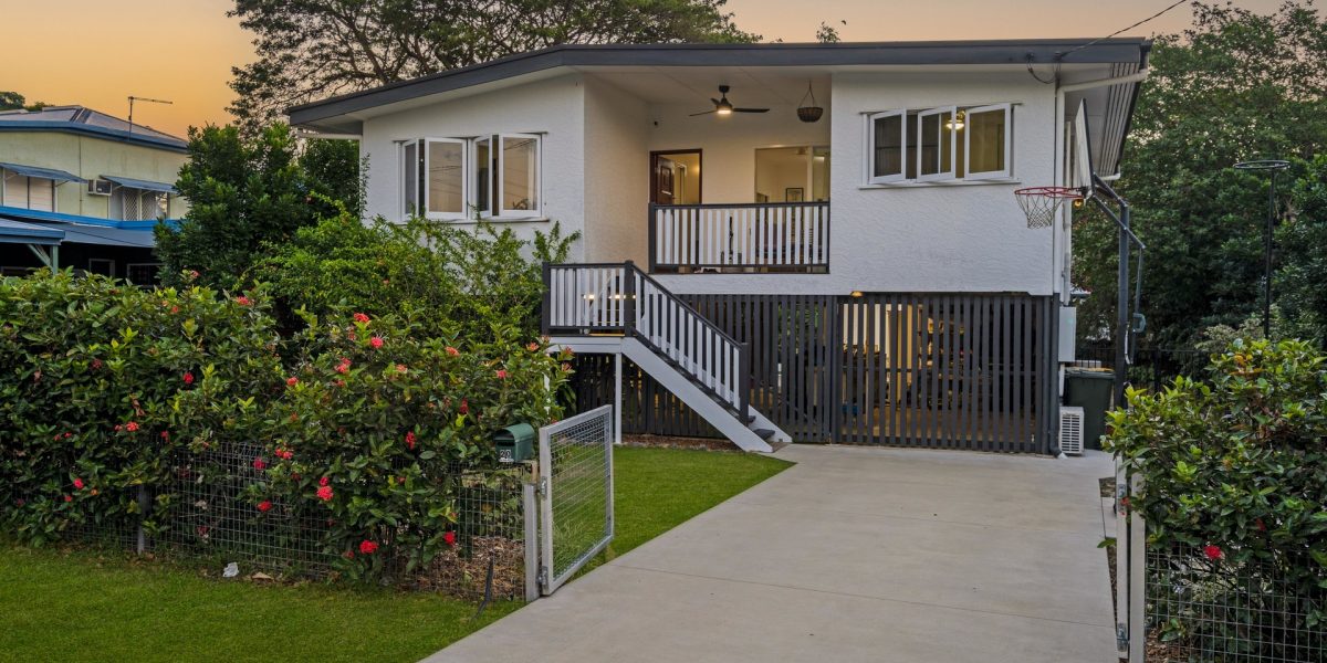 20 Mason Street, Stratford, QLD 4870 AUS