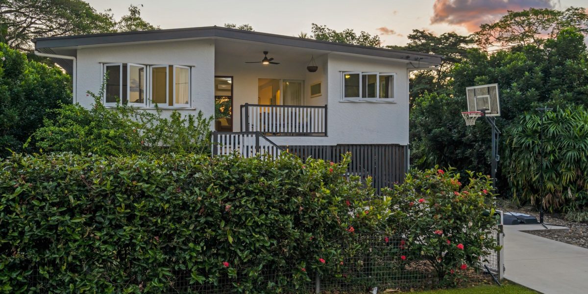 20 Mason Street, Stratford, QLD 4870 AUS