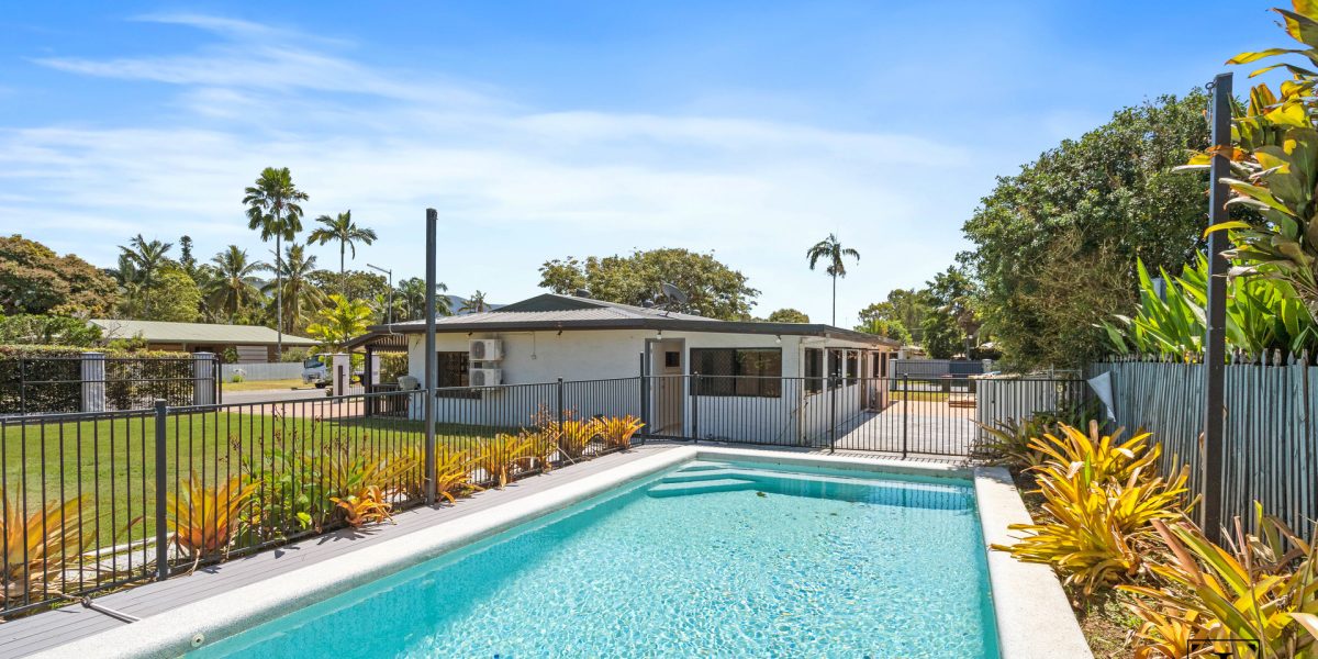23-25 Wewak Street, Trinity Beach, QLD 4879 AUS