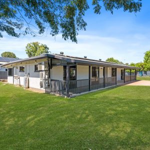 23-25 Wewak Street, Trinity Beach, QLD 4879 AUS