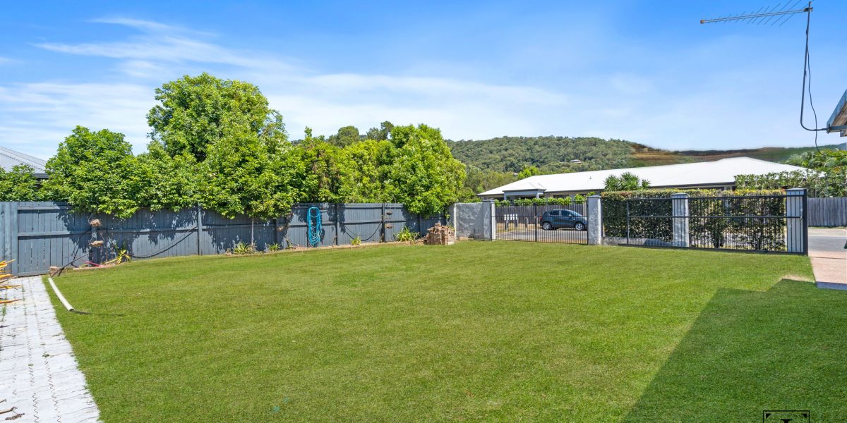 23-25 Wewak Street, Trinity Beach, QLD 4879 AUS