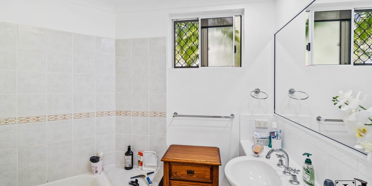 44/72-84 Kowinka Street, White Rock, QLD 4868 AUS