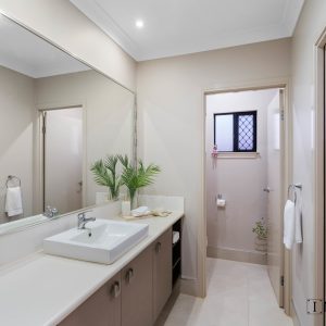 2 Anchor Close, Trinity Beach, QLD 4879 AUS