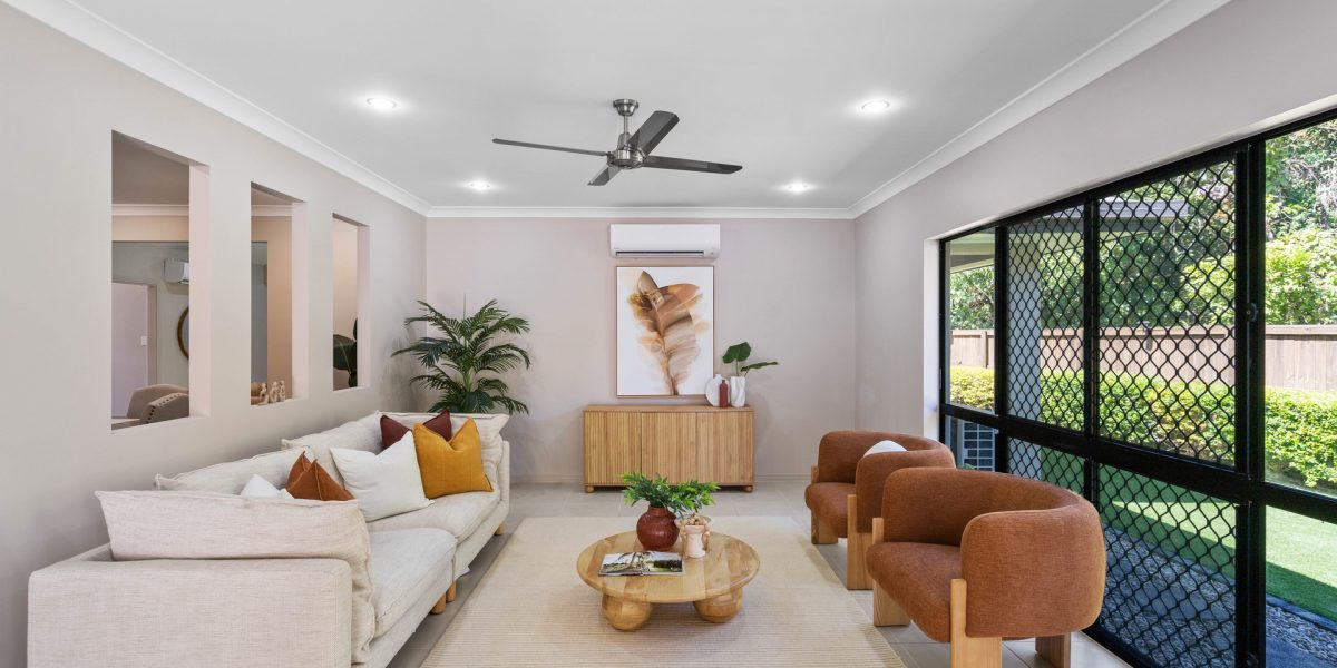 2 Anchor Close, Trinity Beach, QLD 4879 AUS