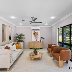 2 Anchor Close, Trinity Beach, QLD 4879 AUS