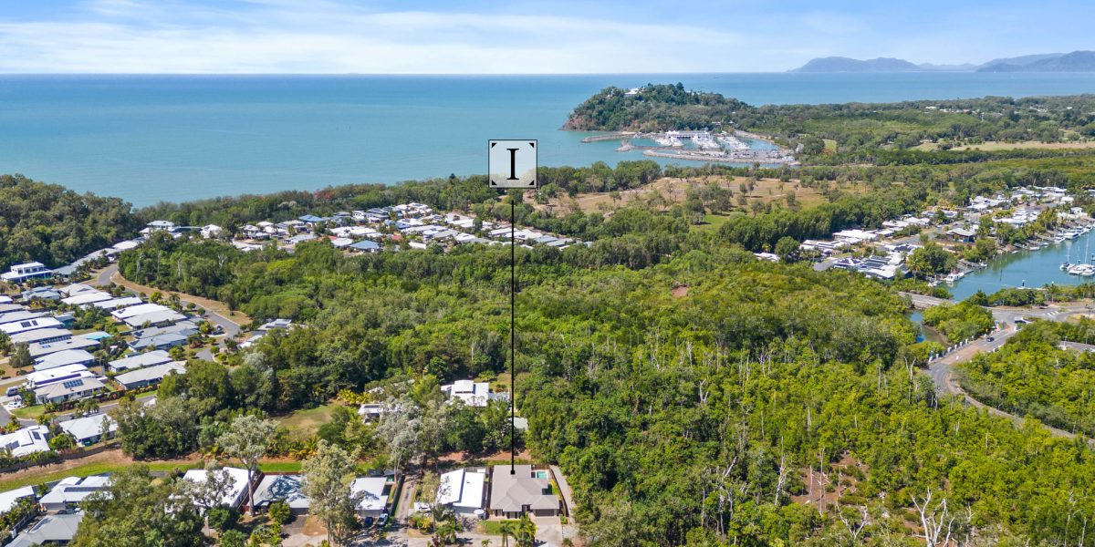 2 Anchor Close, Trinity Beach, QLD 4879 AUS