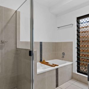 30 Hideaway Close, Palm Cove, QLD 4879 AUS
