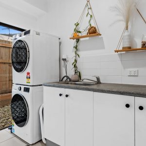 30 Hideaway Close, Palm Cove, QLD 4879 AUS