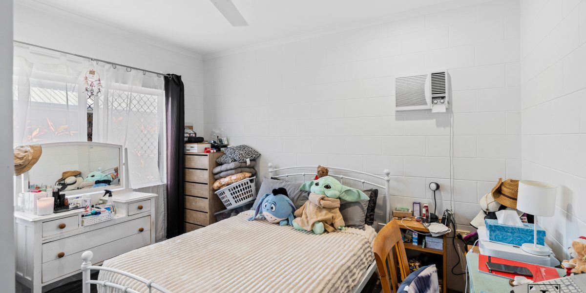 14 Ingham Court, Mooroobool, QLD 4870 AUS