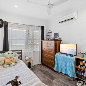 14 Ingham Court, Mooroobool, QLD 4870 AUS