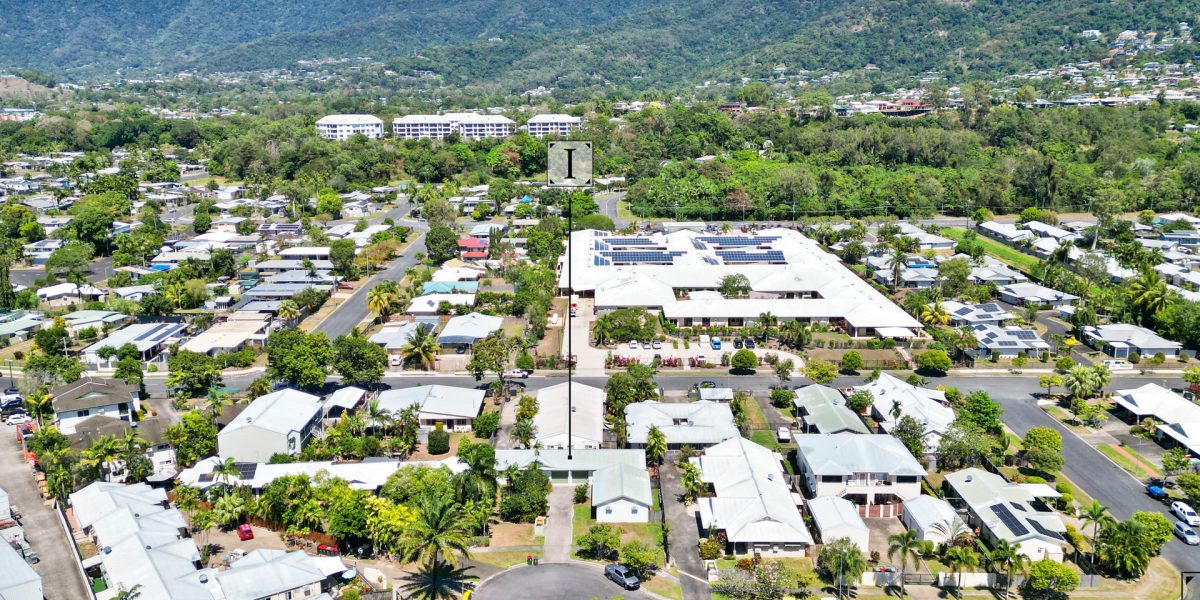 14 Ingham Court, Mooroobool, QLD 4870 AUS