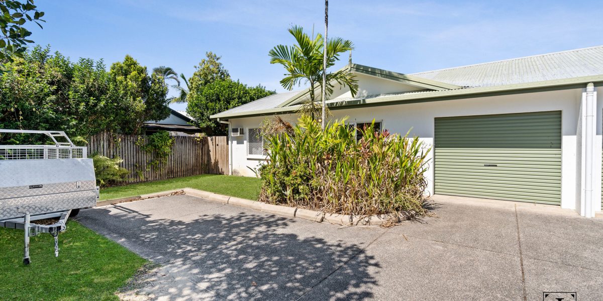 14 Ingham Court, Mooroobool, QLD 4870 AUS
