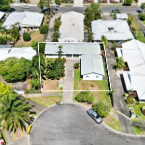 14 Ingham Court, Mooroobool, QLD 4870 AUS