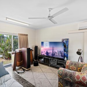 14 Ingham Court, Mooroobool, QLD 4870 AUS