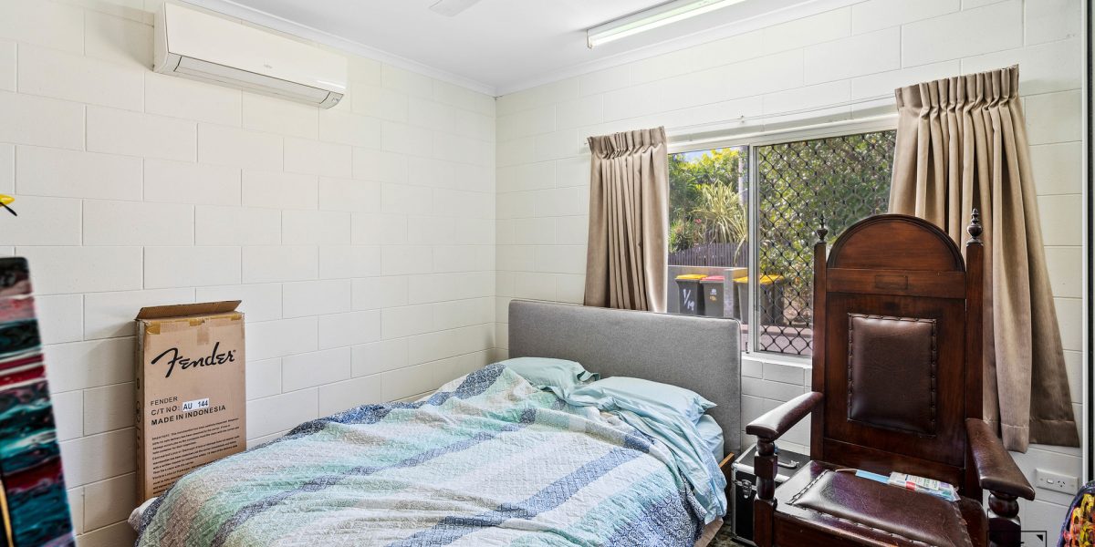 14 Ingham Court, Mooroobool, QLD 4870 AUS