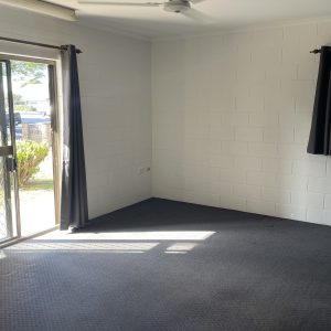 1/195 Aumuller Street, Bungalow, QLD 4870 AUS