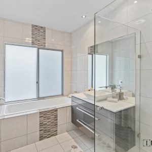28 Fossilbrook Bend, Trinity Park, QLD 4879 AUS