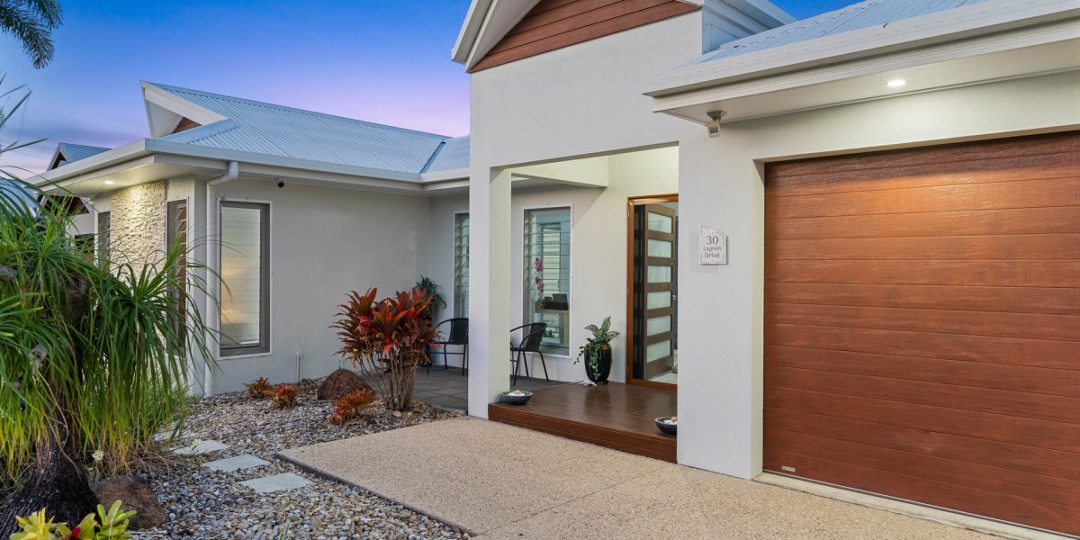 30 Lagoon Drive, Trinity Beach, QLD 4879 AUS