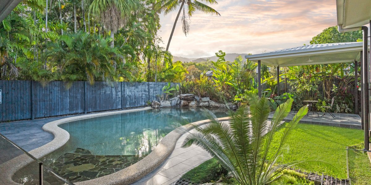 12 Baines Street, Clifton Beach, QLD 4879 AUS