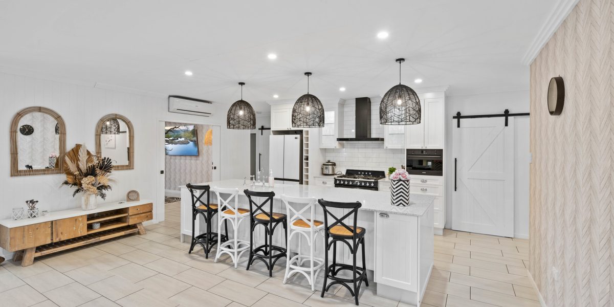 12 Baines Street, Clifton Beach, QLD 4879 AUS