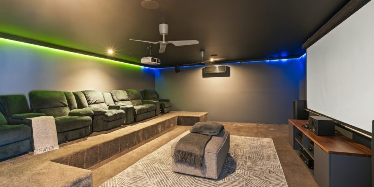 12 Baines Street, Clifton Beach, QLD 4879 AUS