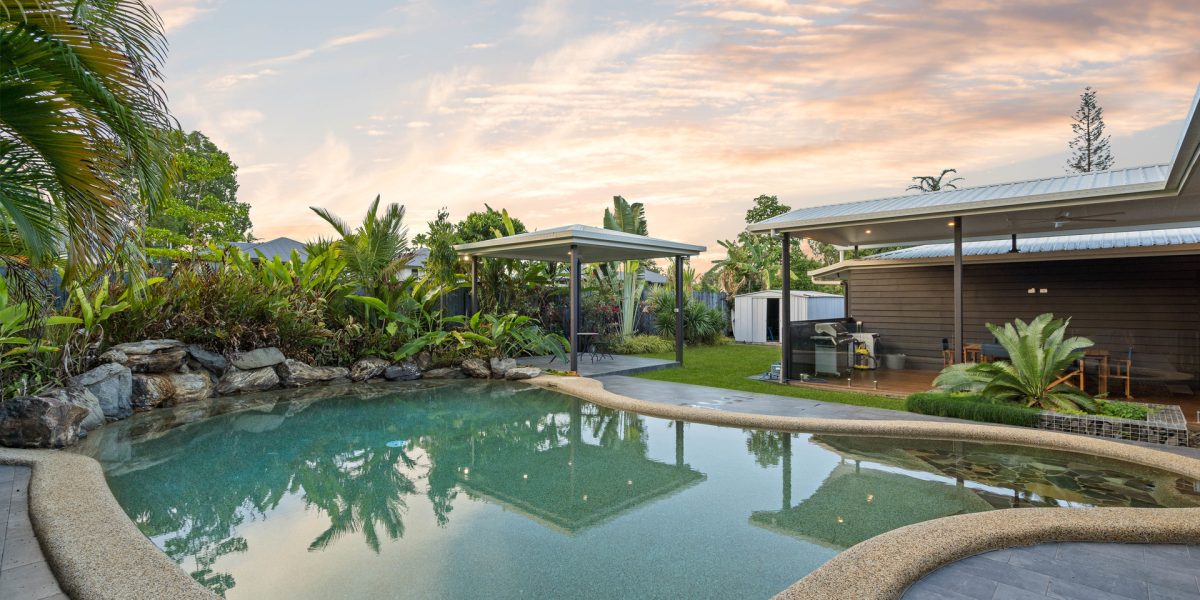 12 Baines Street, Clifton Beach, QLD 4879 AUS