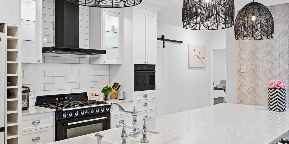 12 Baines Street, Clifton Beach, QLD 4879 AUS