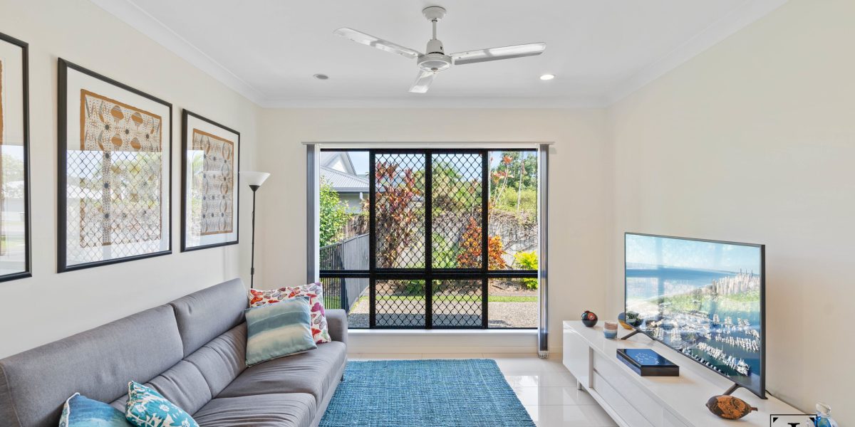 11 Como Close, Kewarra Beach, QLD 4879 AUS