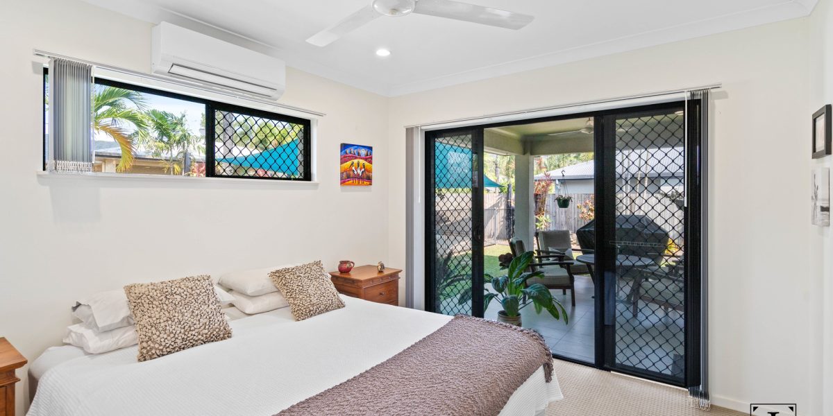 11 Como Close, Kewarra Beach, QLD 4879 AUS