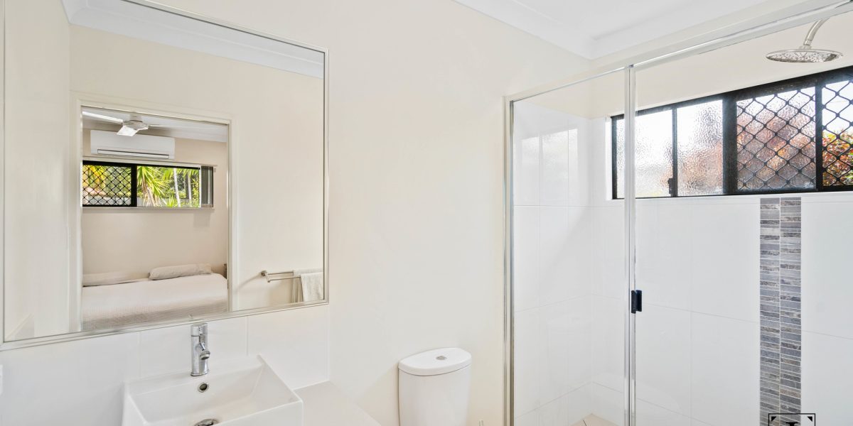 11 Como Close, Kewarra Beach, QLD 4879 AUS