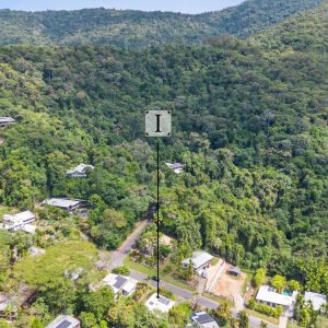 10 Marcia Close, Smithfield, QLD 4878 AUS