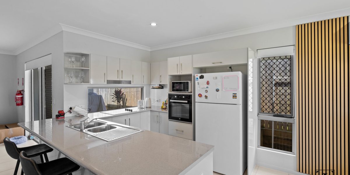 3 Deck Circuit, Trinity Beach, QLD 4879 AUS