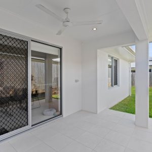 3 Deck Circuit, Trinity Beach, QLD 4879 AUS