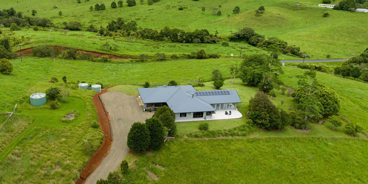 26 Gillies Avenue, Tarzali, QLD 4885 AUS