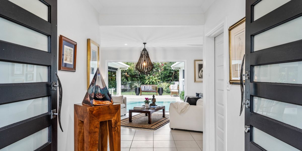 4 Billingai Close, Palm Cove, QLD 4879 AUS