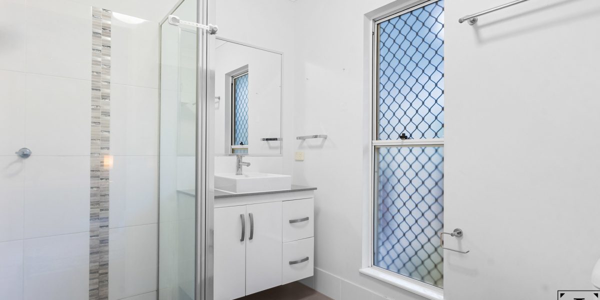 32 Mackerras Street, Redlynch, QLD 4870 AUS