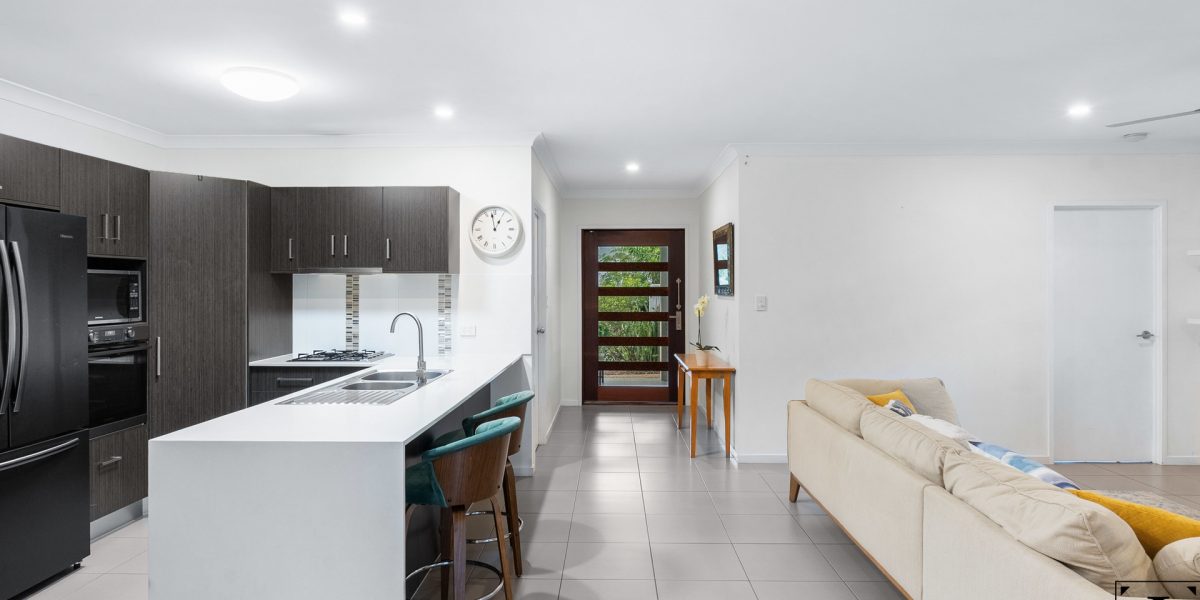 32 Mackerras Street, Redlynch, QLD 4870 AUS