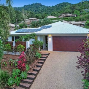 32 Mackerras Street, Redlynch, QLD 4870 AUS