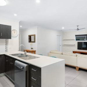 32 Mackerras Street, Redlynch, QLD 4870 AUS