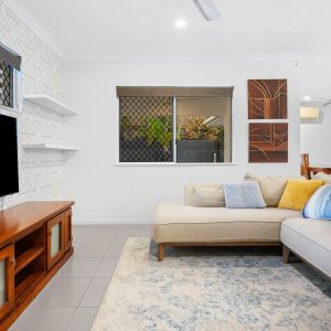 32 Mackerras Street, Redlynch, QLD 4870 AUS