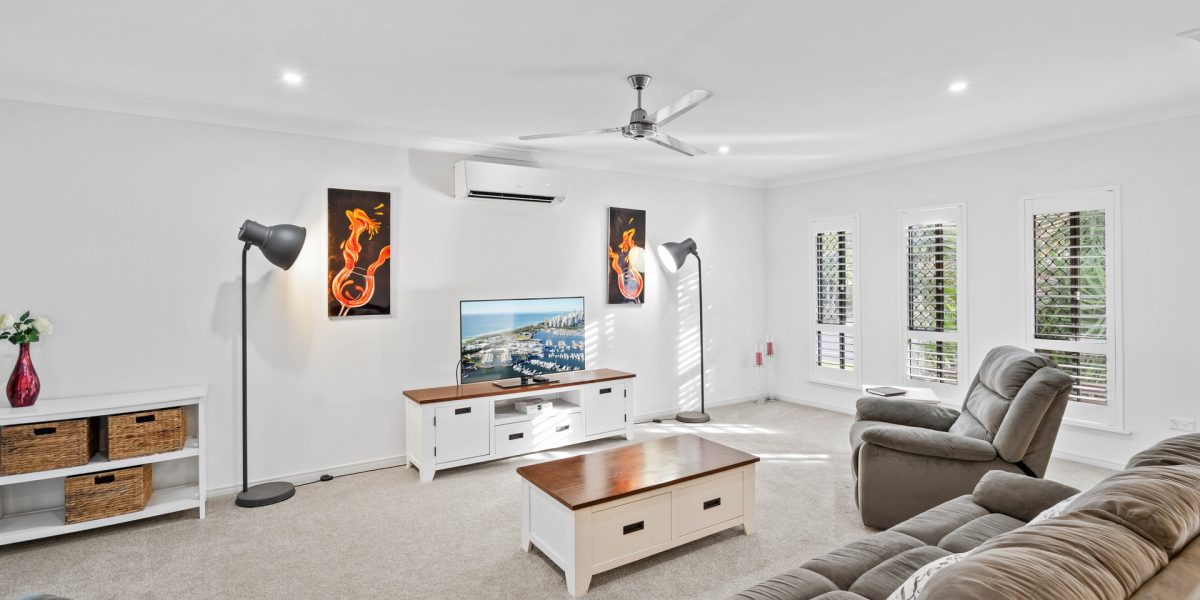 106 Roberts Drive, Trinity Beach, QLD 4879 AUS