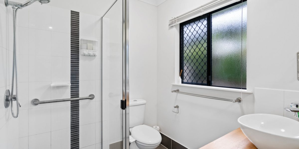 106 Roberts Drive, Trinity Beach, QLD 4879 AUS